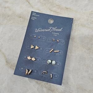 Nwt Universal Thread Earring Set